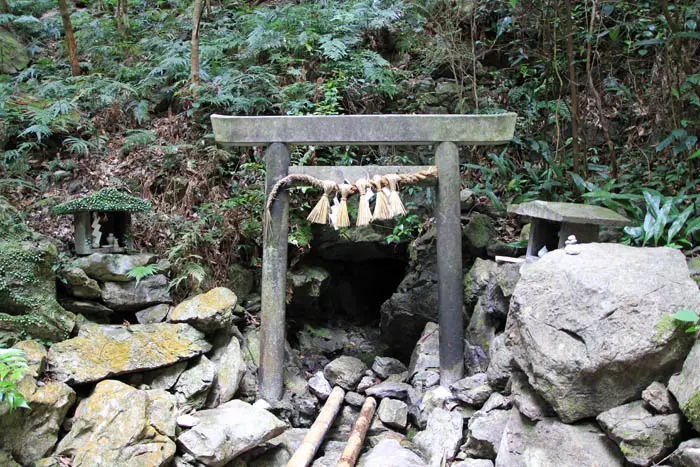 真っ暗な『天岩戸』 | 姫路市・加古川市周辺でおしゃれな注文住宅を建てるならヤマヒロ