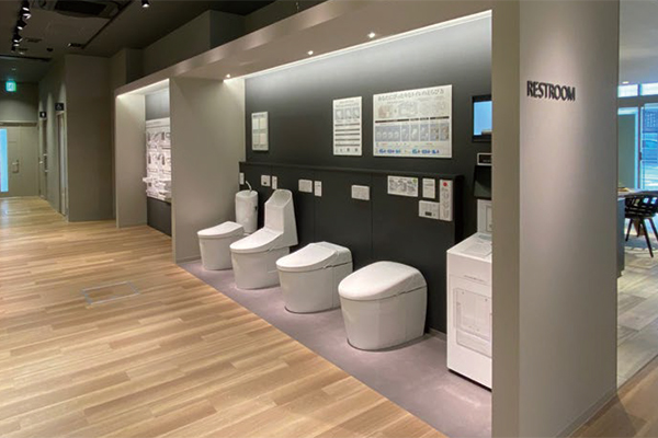 TOTOトイレ展示